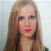 Soy profesora de refuerzo de inglés y de español, para niños de todos los cursos y también para adultos